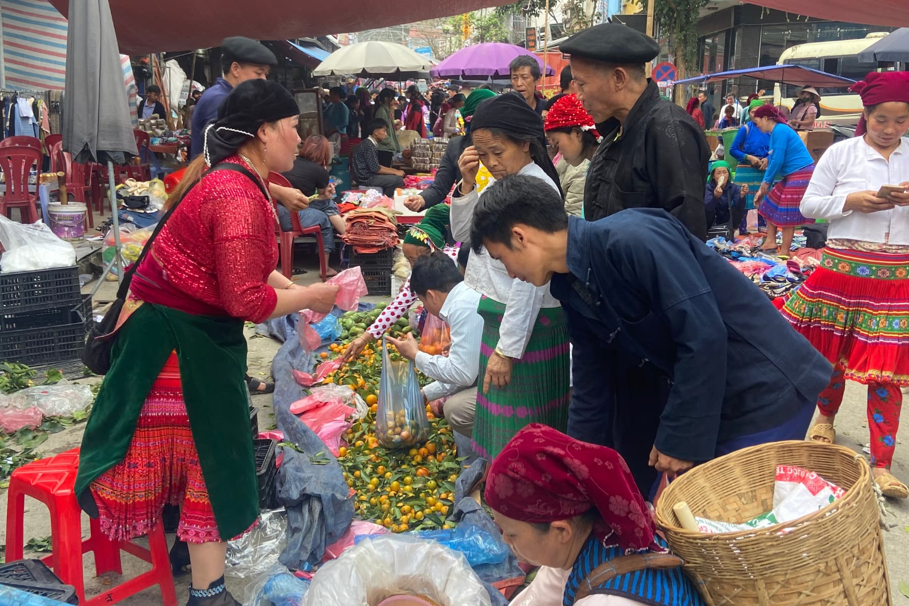 Vibrant local market in Meo Vac - Ha Giang