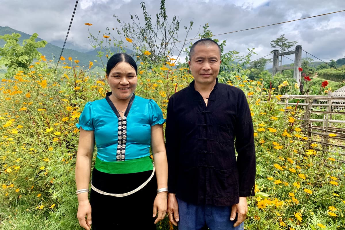 Welcome by Thai local family