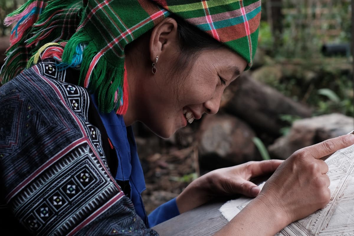 Batik workshop under the guidance of H'mong people in Mu Cang Chai