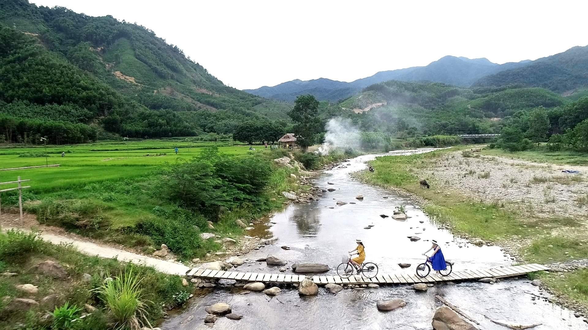 A Luoi mountain town in Hue