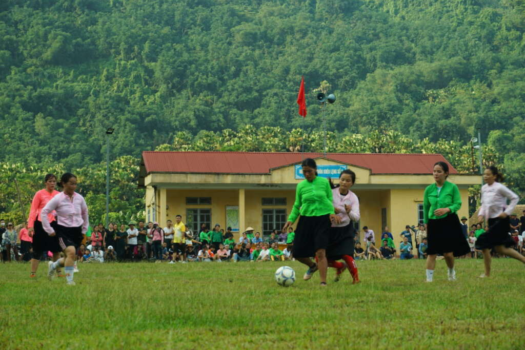 Football with locals in Pay Tai festival in Lam Thuong