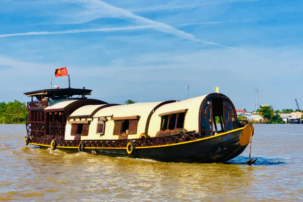 Private sampan cruise in Mekong Delta