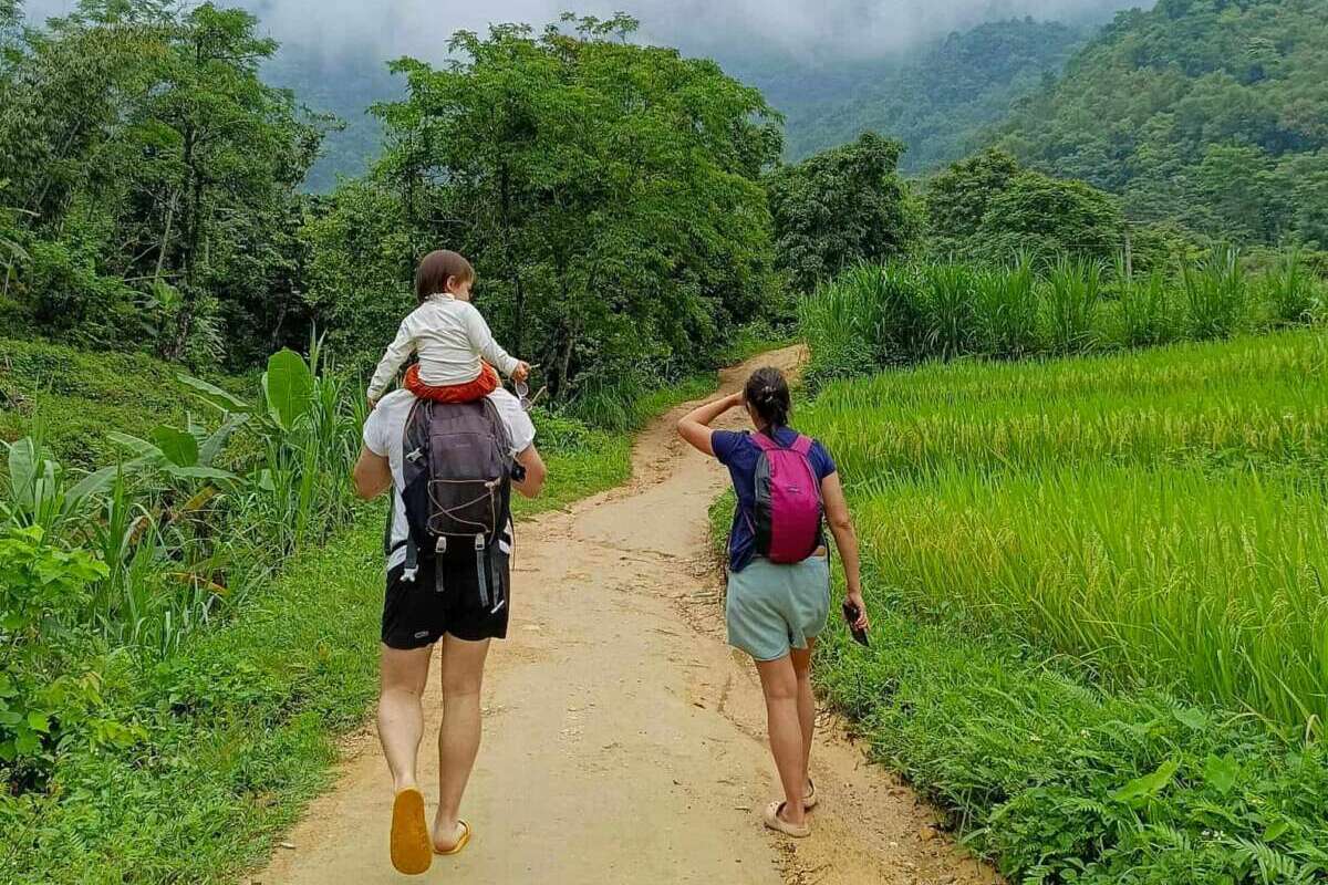 A Family is trekking in Pu Luong