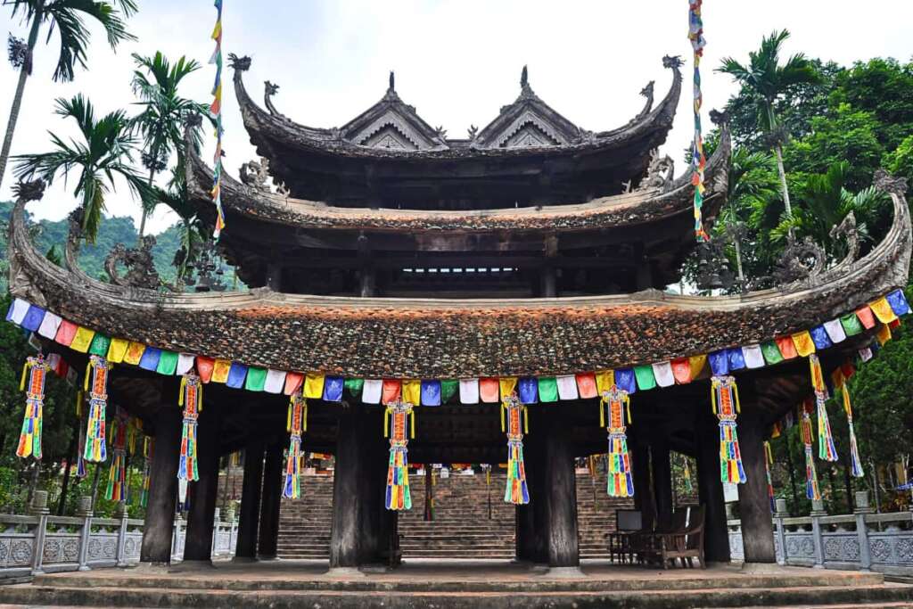 Perfume Pagoda (Chùa Hương)